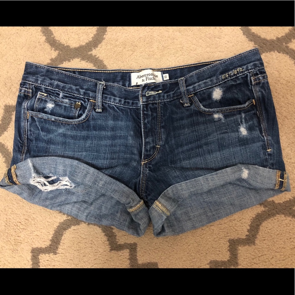 Abercrombie & Fitch destroyed denim shorts